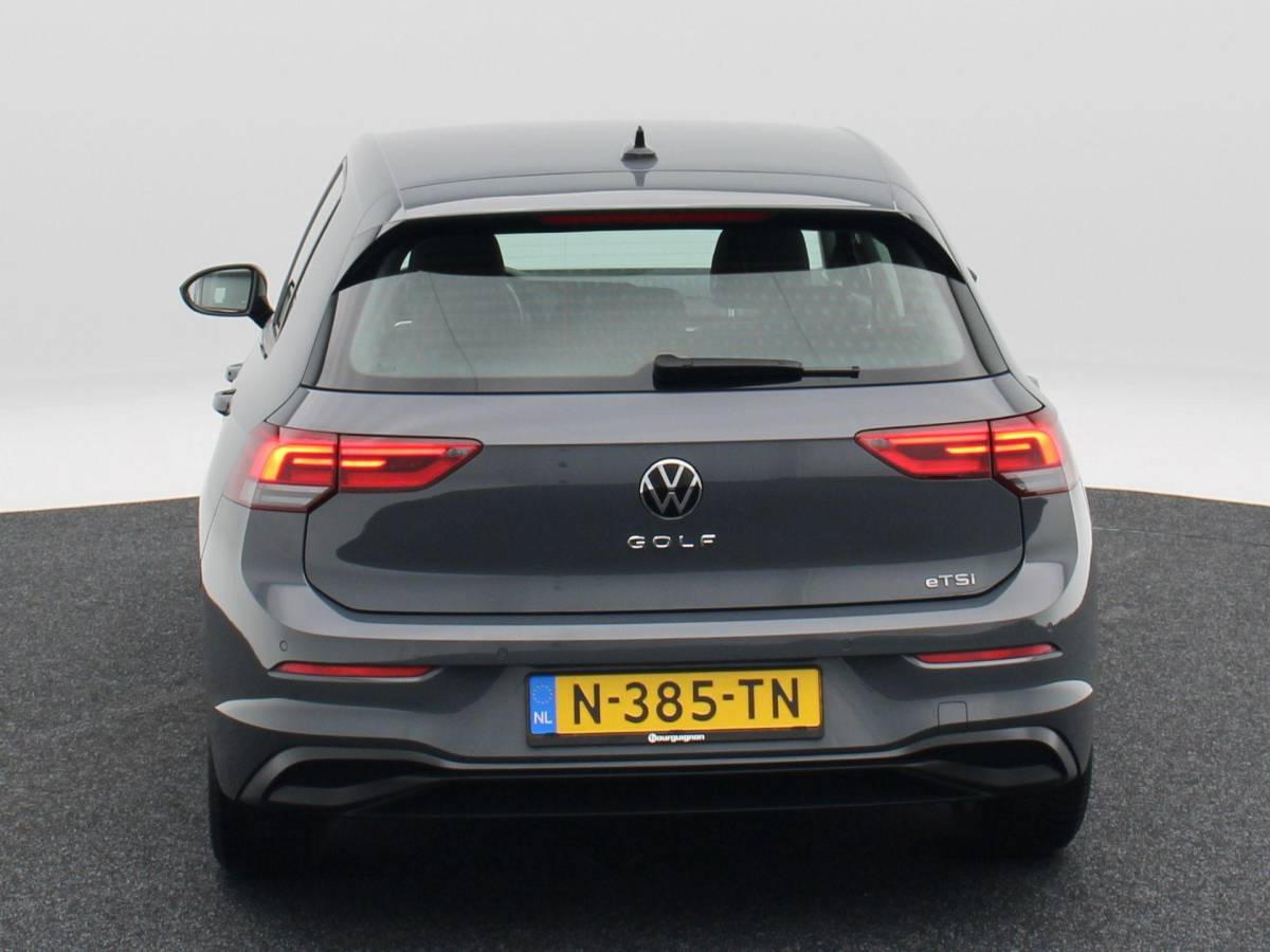 Volkswagen Golf Volkswagen Golf 1.0 eTSi 110 Pk Life | Adaptive Cruise | Camera | Navigatie | Climatronic | 16 Inch | 112.282 Km !!