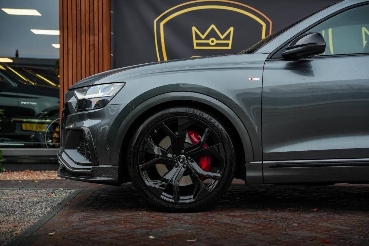 Audi Q8 Audi Q8 60 TFSI e quattro Competition B&O Panodak Carbon 360 Cam Dode Hoek ACC Stoelventilatie