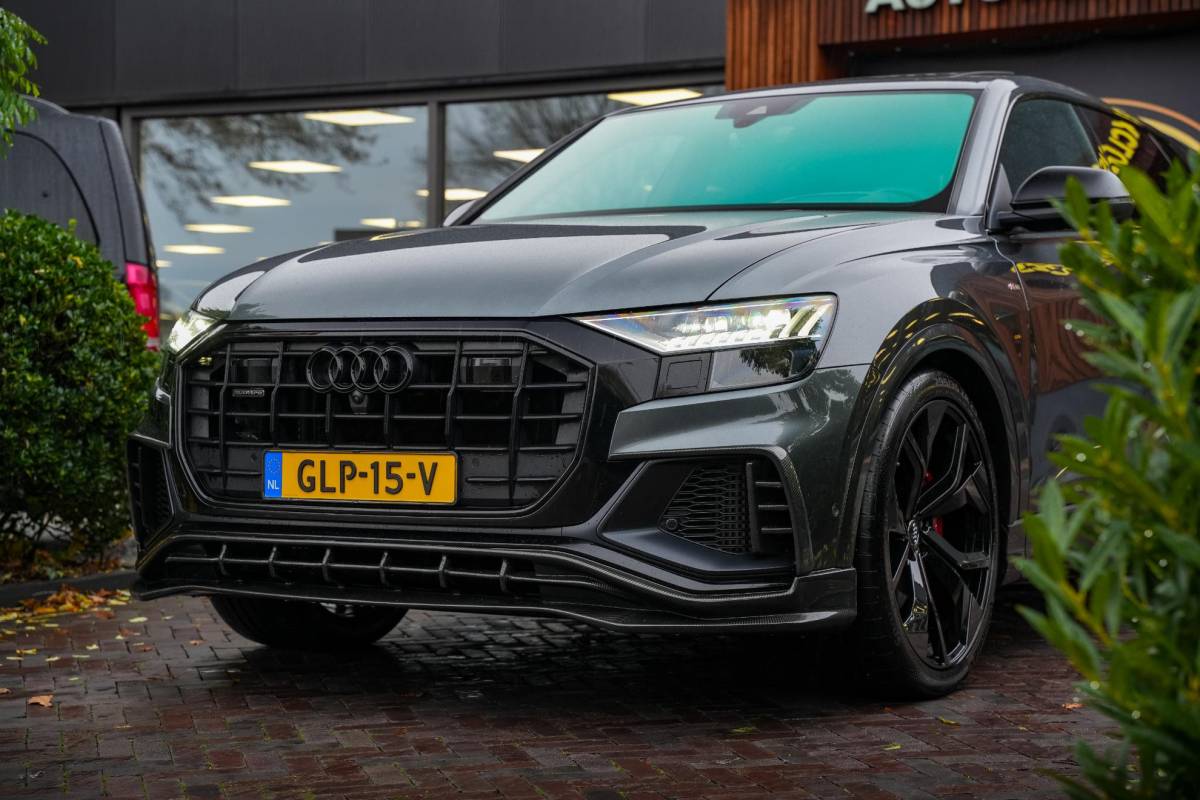 Audi Q8 Audi Q8 60 TFSI e quattro Competition B&O Panodak Carbon 360 Cam Dode Hoek ACC Stoelventilatie