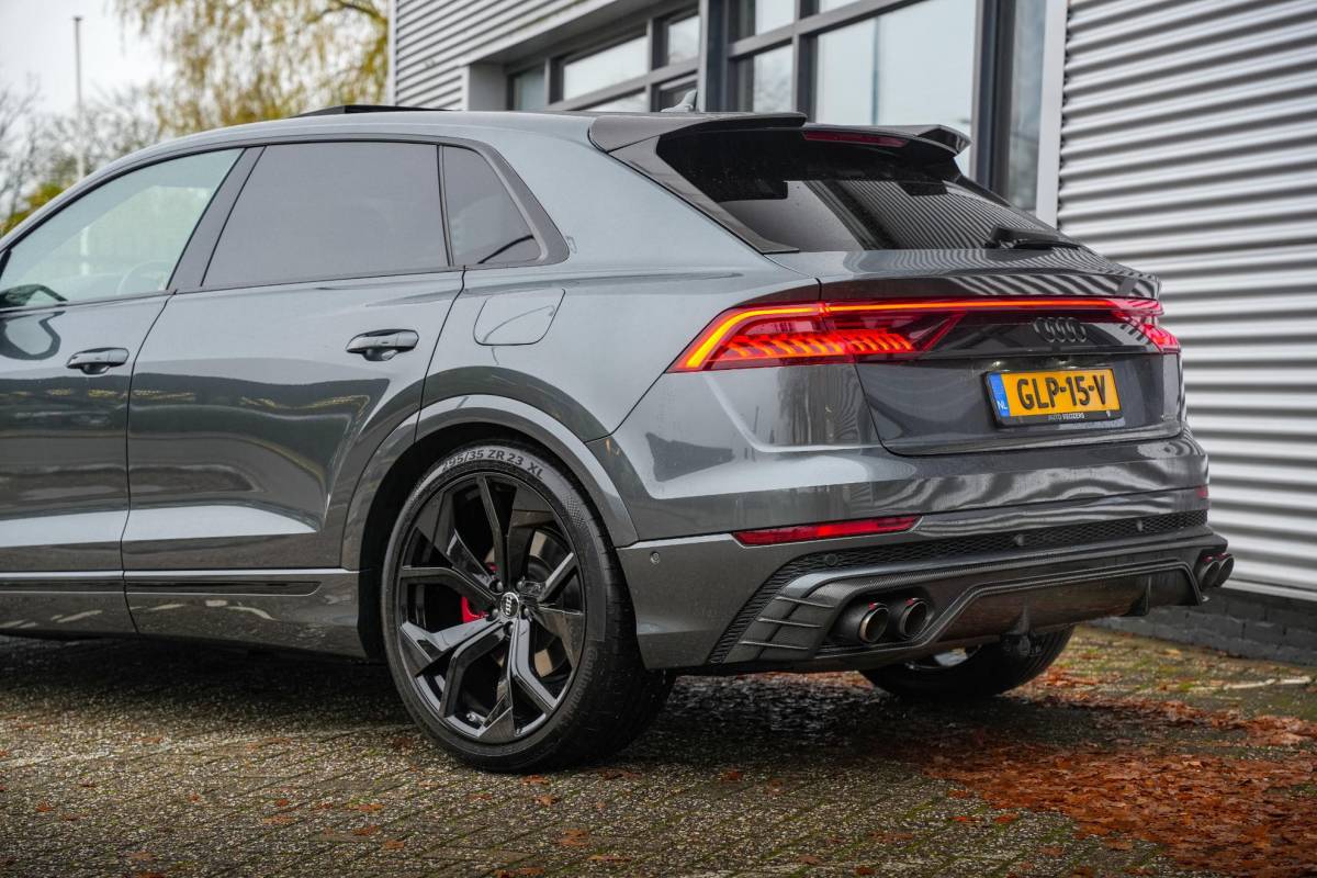 Audi Q8 Audi Q8 60 TFSI e quattro Competition B&O Panodak Carbon 360 Cam Dode Hoek ACC Stoelventilatie