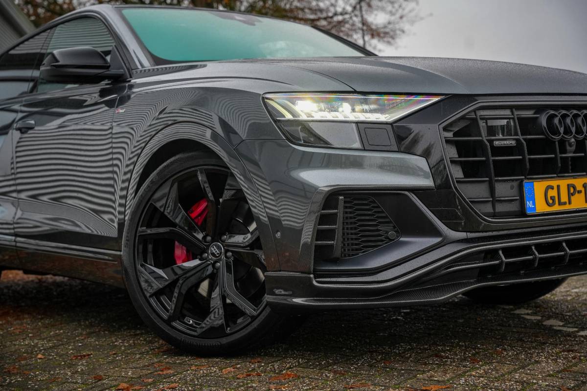 Audi Q8 Audi Q8 60 TFSI e quattro Competition B&O Panodak Carbon 360 Cam Dode Hoek ACC Stoelventilatie