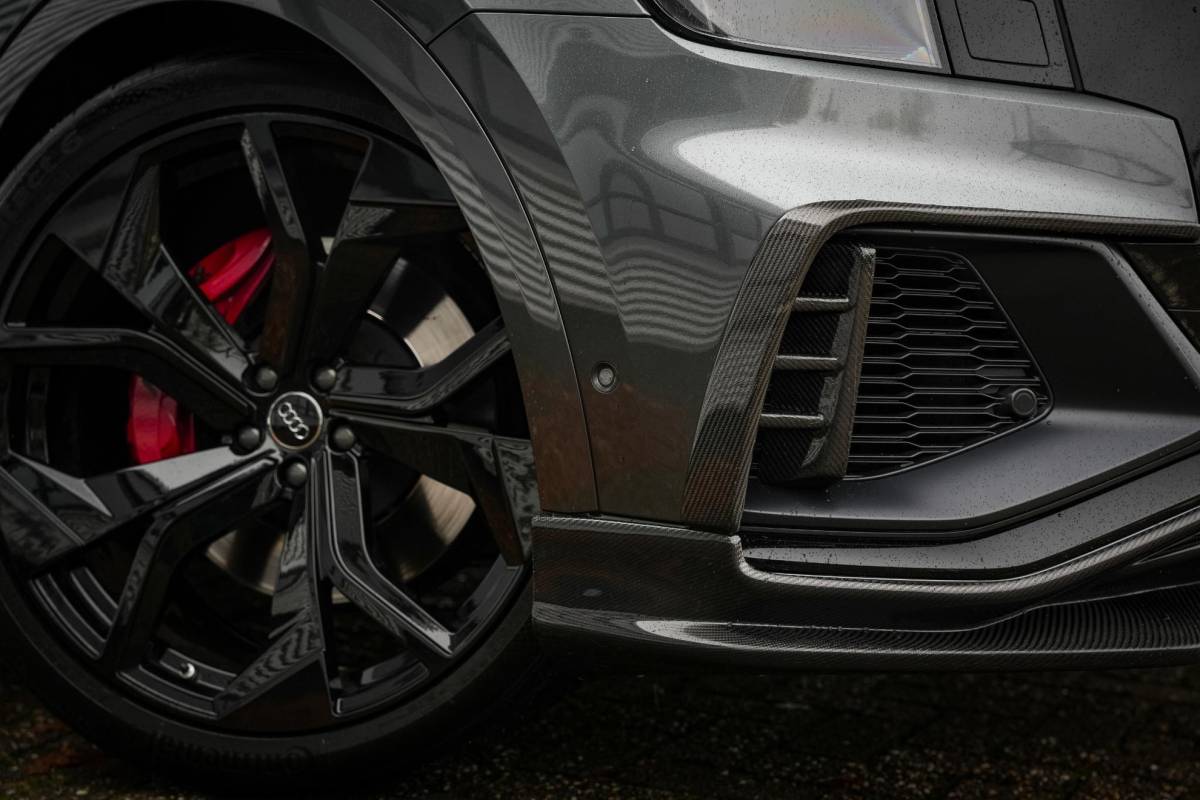 Audi Q8 Audi Q8 60 TFSI e quattro Competition B&O Panodak Carbon 360 Cam Dode Hoek ACC Stoelventilatie