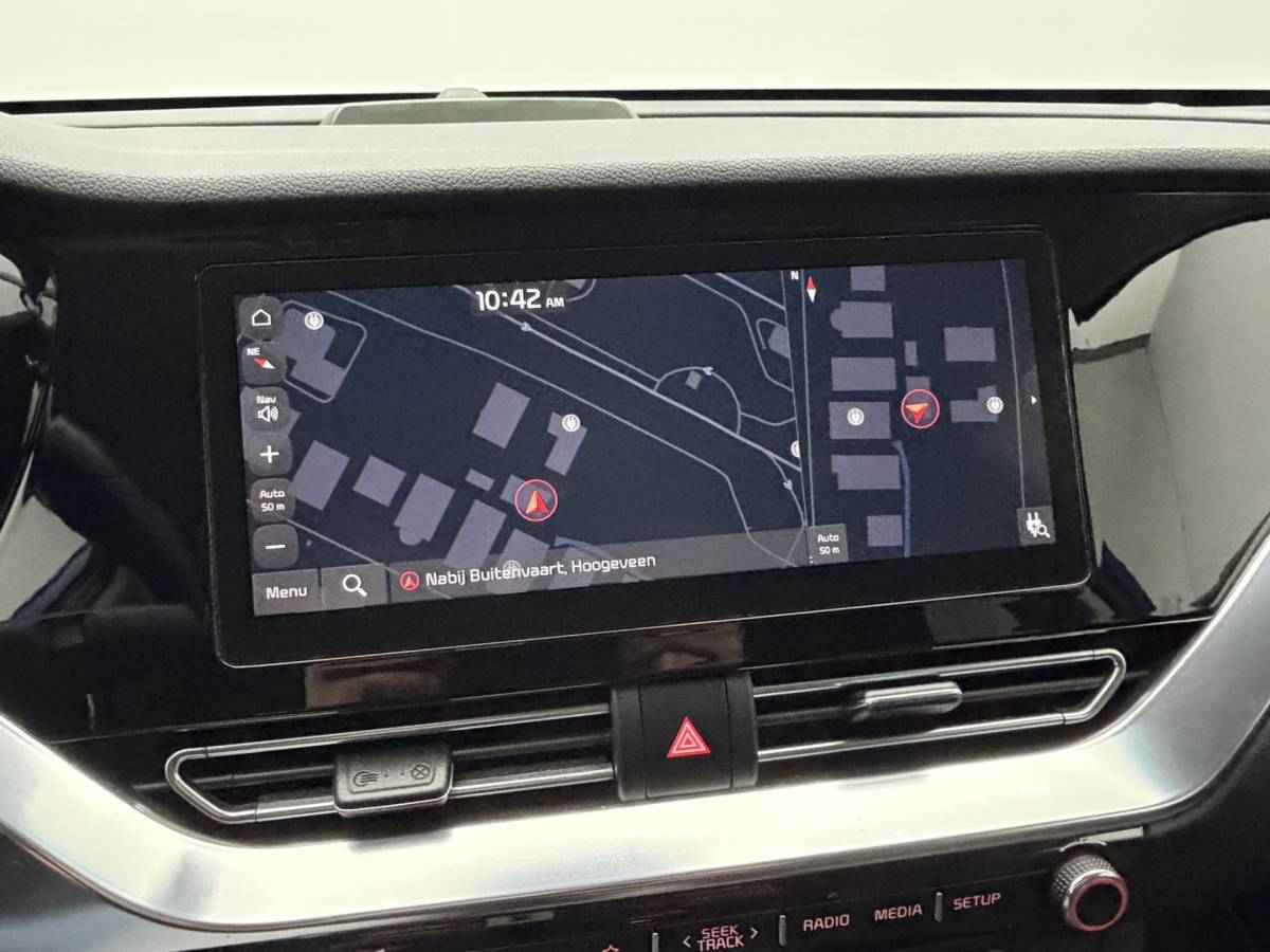Kia e-Niro Kia e-Niro DynamicPlusLine 64 kWh SOH 97,1% | Schuif/Kanteldak | Camera | Stoel/Stuurverwarming | Carplay&Android