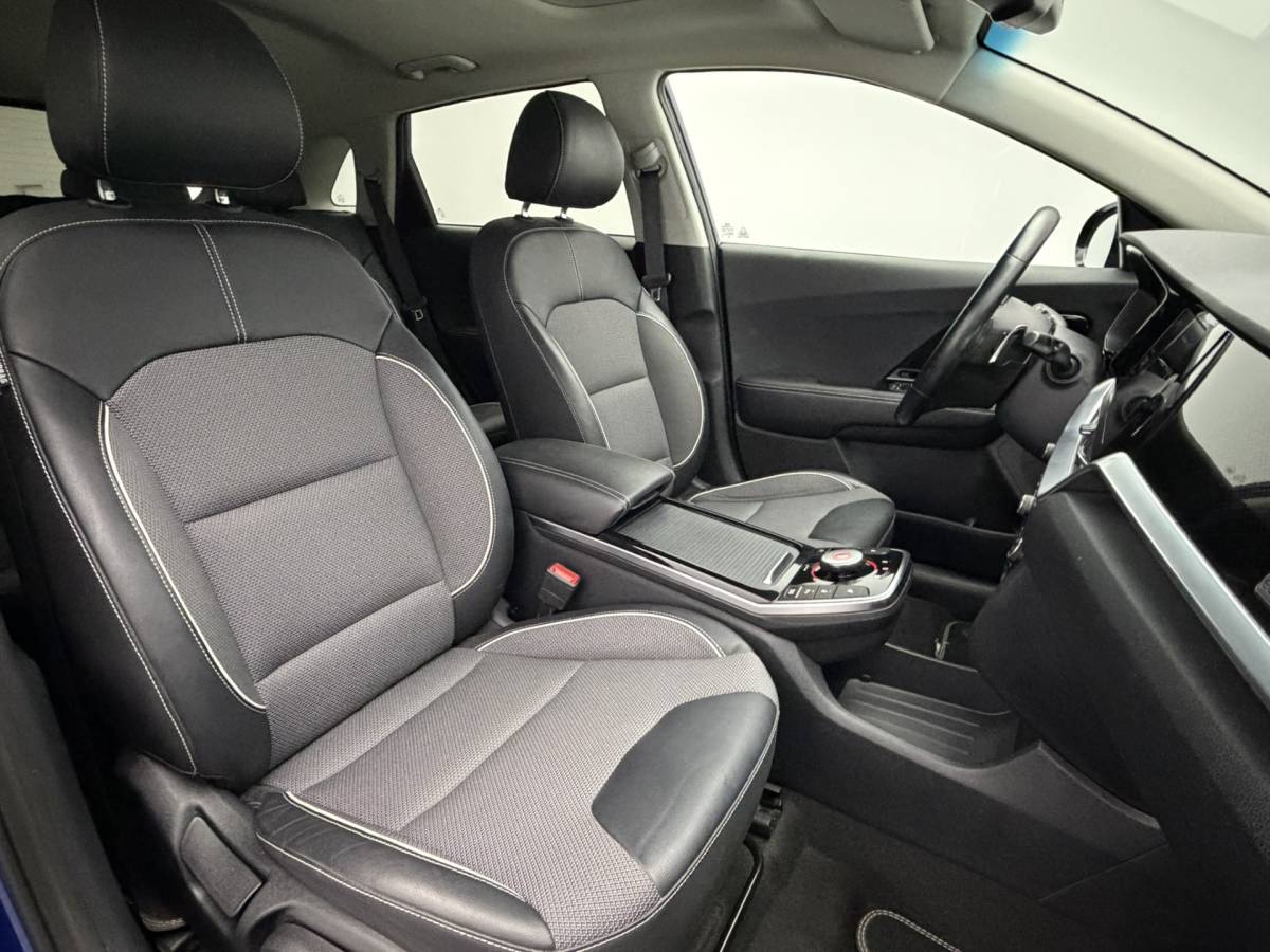 Kia e-Niro Kia e-Niro DynamicPlusLine 64 kWh SOH 97,1% | Schuif/Kanteldak | Camera | Stoel/Stuurverwarming | Carplay&Android
