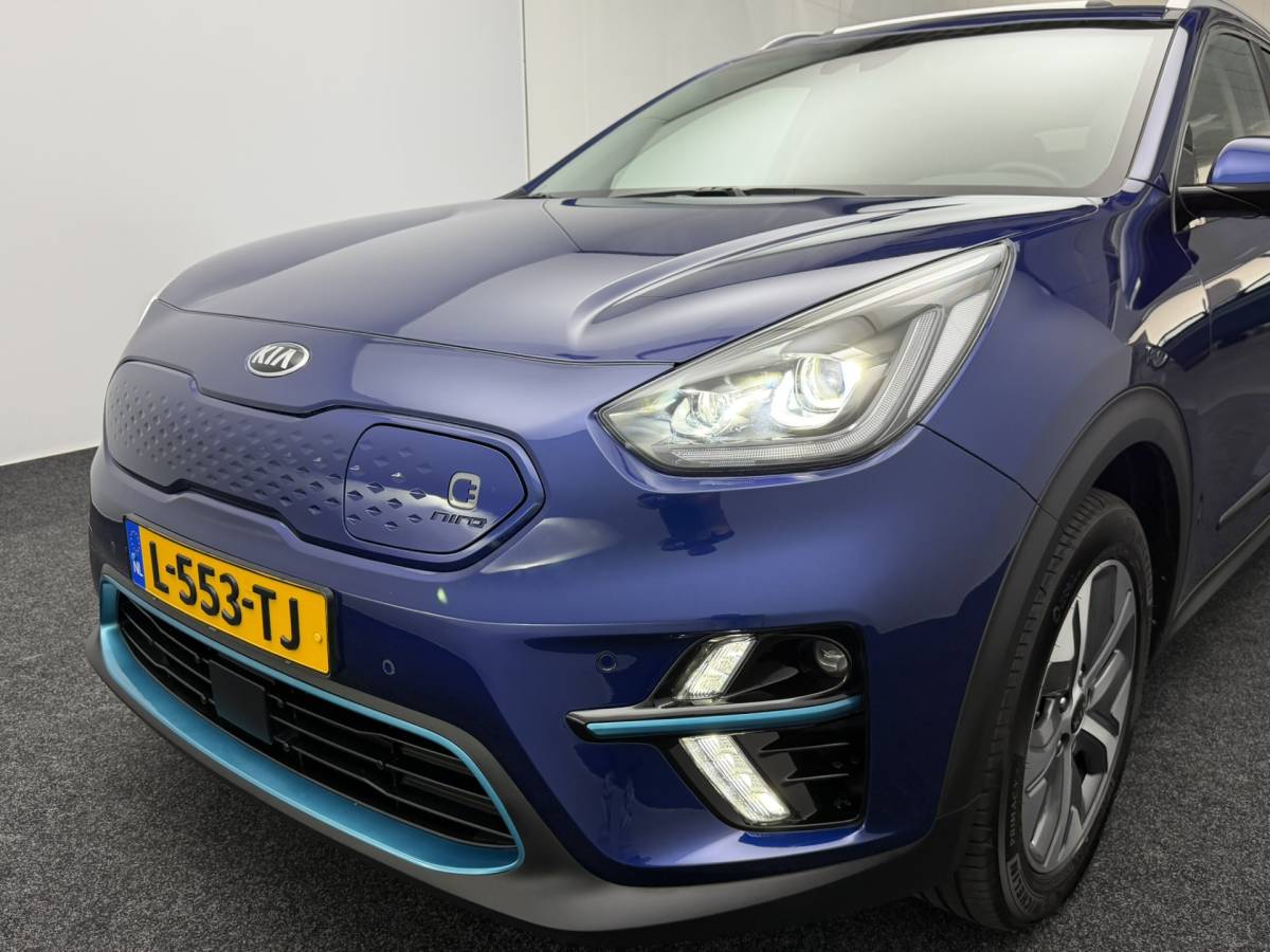 Kia e-Niro Kia e-Niro DynamicPlusLine 64 kWh SOH 97,1% | Schuif/Kanteldak | Camera | Stoel/Stuurverwarming | Carplay&Android