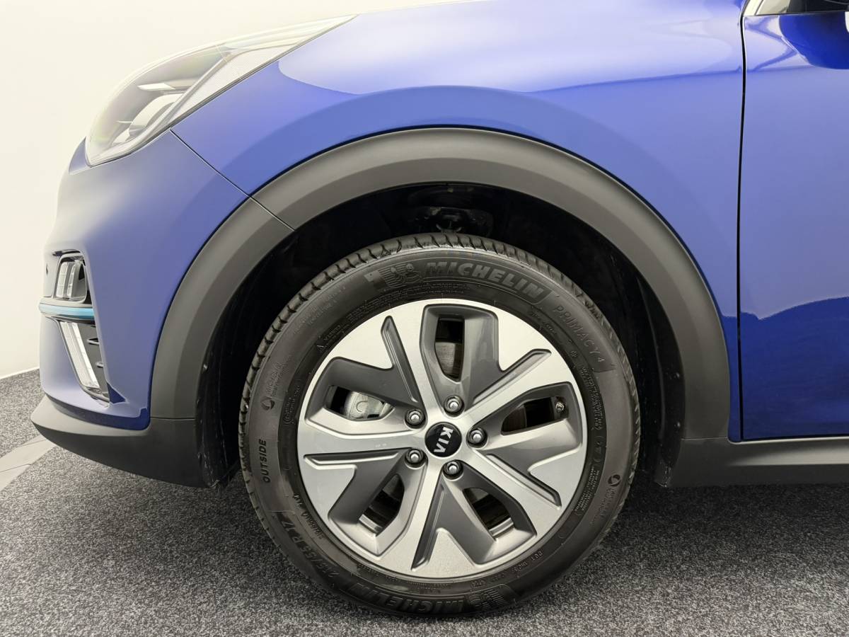 Kia e-Niro Kia e-Niro DynamicPlusLine 64 kWh SOH 97,1% | Schuif/Kanteldak | Camera | Stoel/Stuurverwarming | Carplay&Android