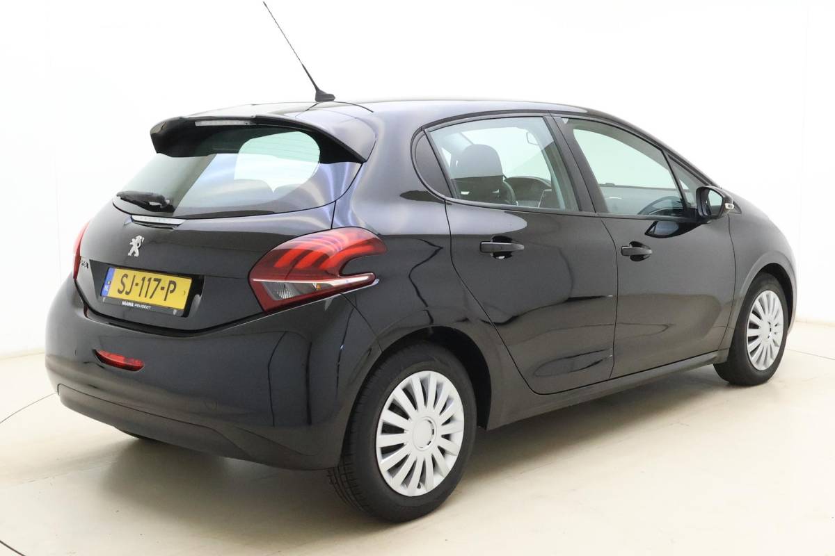 Peugeot 208 Peugeot 208 1.2 PureTech Active | Apple carplay/Android auto | Automaat | Airco | Cruise control | Stuurwiel multifunctioneel |