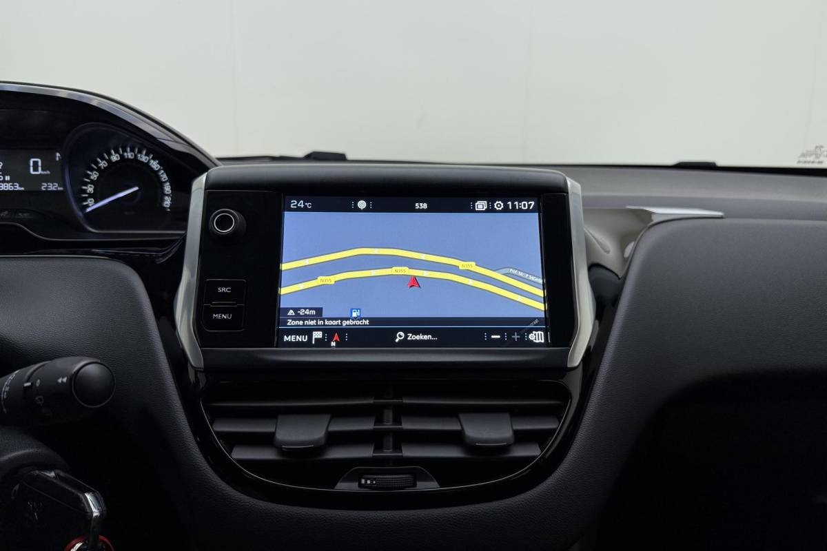 Peugeot 208 Peugeot 208 1.2 PureTech Active | Apple carplay/Android auto | Automaat | Airco | Cruise control | Stuurwiel multifunctioneel |