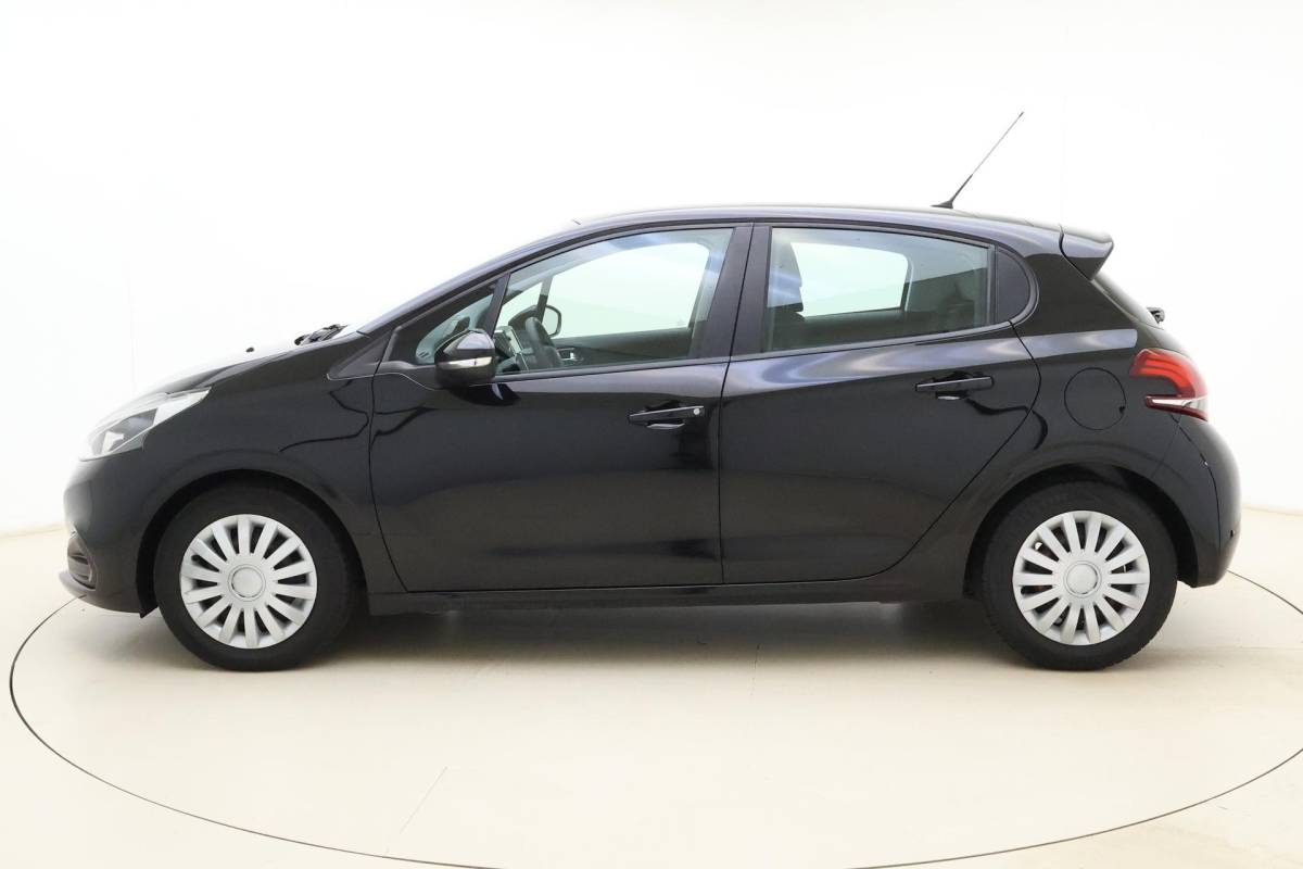 Peugeot 208 Peugeot 208 1.2 PureTech Active | Apple carplay/Android auto | Automaat | Airco | Cruise control | Stuurwiel multifunctioneel |