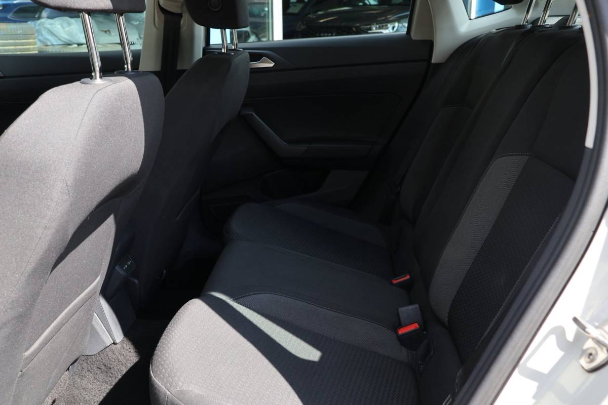 Volkswagen Polo Volkswagen POLO 1.0 TSI 95PK Life App-connect Cruise-control LED