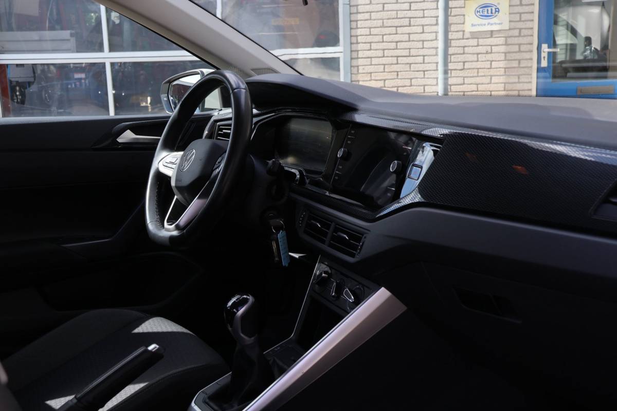 Volkswagen Polo Volkswagen POLO 1.0 TSI 95PK Life App-connect Cruise-control LED