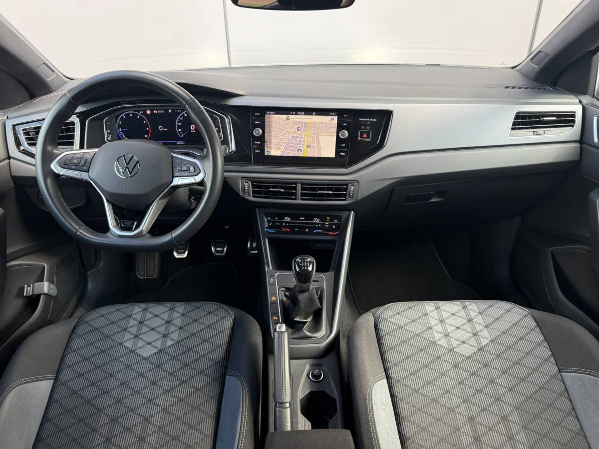 Volkswagen Taigo Volkswagen Taigo 1.0 TSI R-Line Business | 1e Eigenaar | NL Auto | Virtual | Navi |