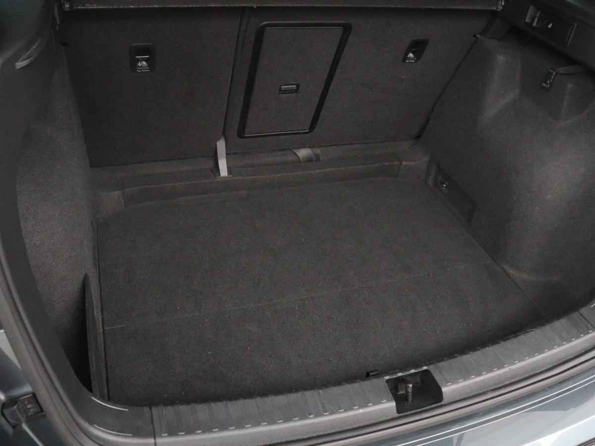 SEAT Ateca SEAT Ateca1.4 EcoTSI FR | Leder | Stoelverwarming | Climate control | Cruise control | Camera | Park assist | Carplay | Seat Sound | Navigatie | Sfeerverlichting