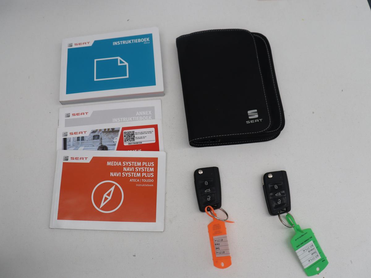 SEAT Ateca SEAT Ateca1.4 EcoTSI FR | Leder | Stoelverwarming | Climate control | Cruise control | Camera | Park assist | Carplay | Seat Sound | Navigatie | Sfeerverlichting