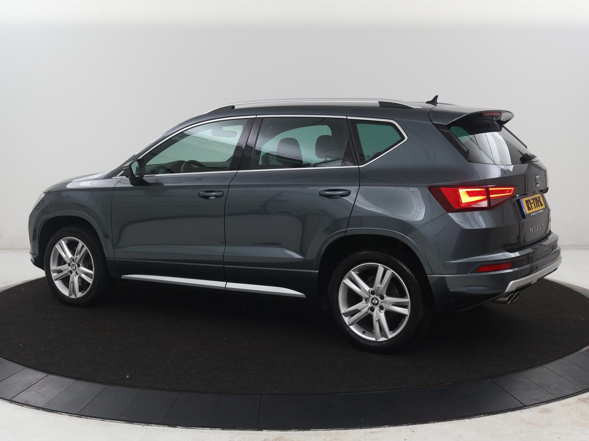 SEAT Ateca SEAT Ateca1.4 EcoTSI FR | Leder | Stoelverwarming | Climate control | Cruise control | Camera | Park assist | Carplay | Seat Sound | Navigatie | Sfeerverlichting