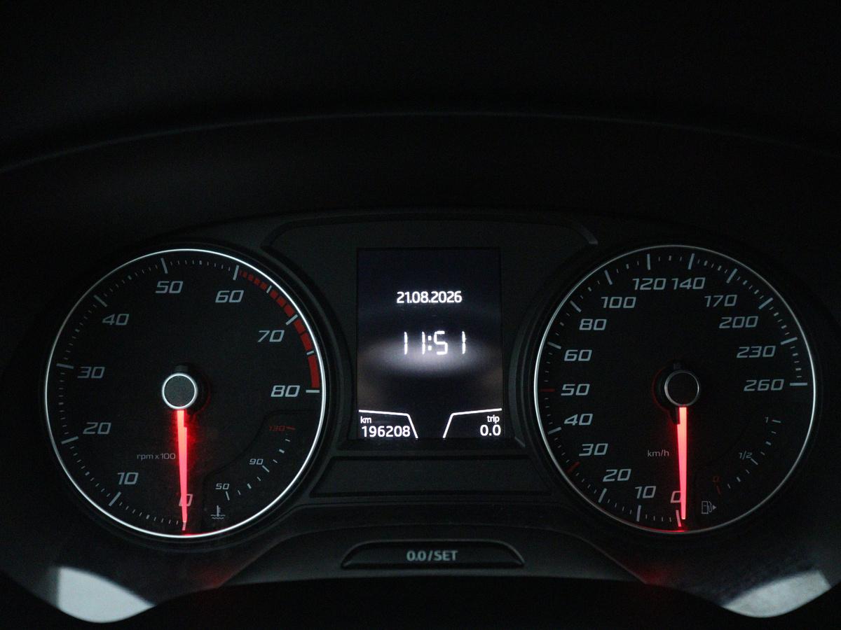 SEAT Ateca SEAT Ateca1.4 EcoTSI FR | Leder | Stoelverwarming | Climate control | Cruise control | Camera | Park assist | Carplay | Seat Sound | Navigatie | Sfeerverlichting