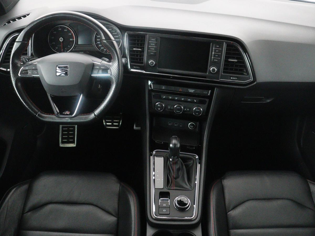 SEAT Ateca SEAT Ateca1.4 EcoTSI FR | Leder | Stoelverwarming | Climate control | Cruise control | Camera | Park assist | Carplay | Seat Sound | Navigatie | Sfeerverlichting