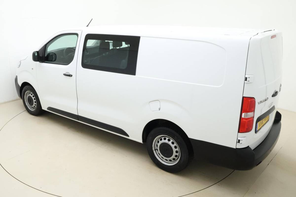 Opel Vivaro Opel Vivaro 2.0 CDTI 150pk Dubbel Cabine Edition |  6 Persoons | Navigatie | Achteruitrijcamera | Parkeersensoren | Cruise control | Dodehoek waarschuwing
