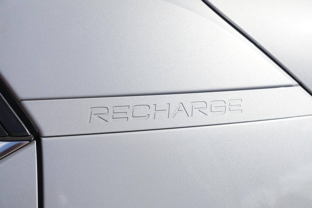 Volvo XC40 Volvo XC40 T4 Recharge Core Bright | Stoelverwarming | Trekhaak | Parkeercamera  | Keyless