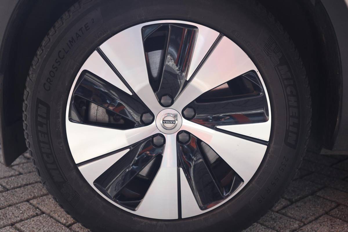 Volvo XC40 Volvo XC40 T4 Recharge Core Bright | Stoelverwarming | Trekhaak | Parkeercamera  | Keyless