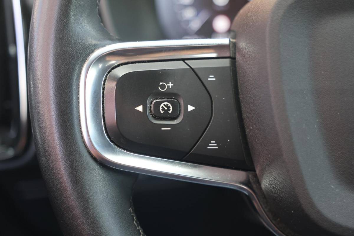 Volvo XC40 Volvo XC40 T4 Recharge Core Bright | Stoelverwarming | Trekhaak | Parkeercamera  | Keyless