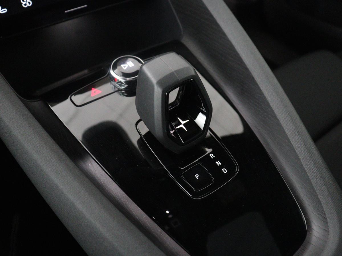 Polestar 2 Polestar 2 Long Range Dual Motor Launch Edition 78kWh | SOH 92,9% | Panoramadak | Memory | Harman/Kardon | Adaptive cruise | Lane assist | Stuur/stoel verwarming | Carplay | 360 camera | Park assist