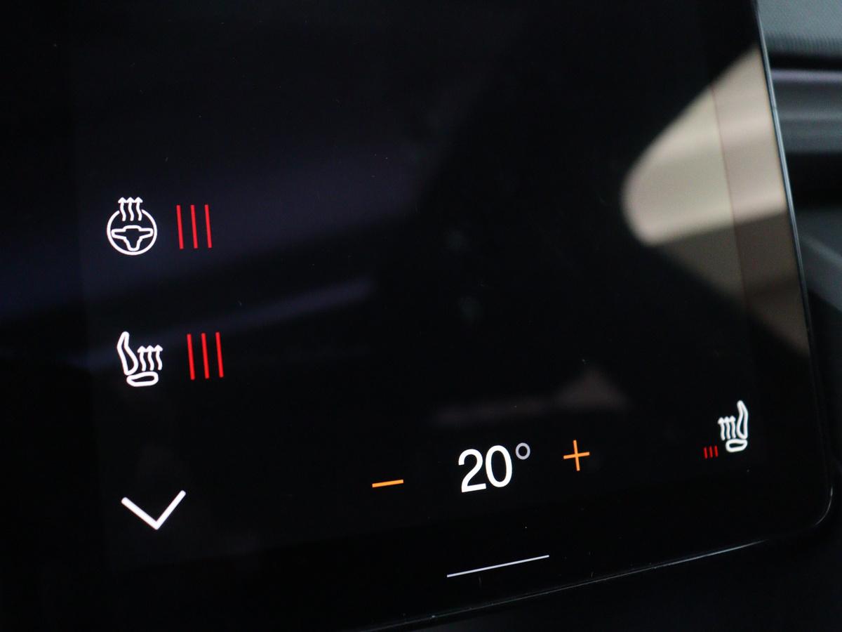 Polestar 2 Polestar 2 Long Range Dual Motor Launch Edition 78kWh | SOH 92,9% | Panoramadak | Memory | Harman/Kardon | Adaptive cruise | Lane assist | Stuur/stoel verwarming | Carplay | 360 camera | Park assist