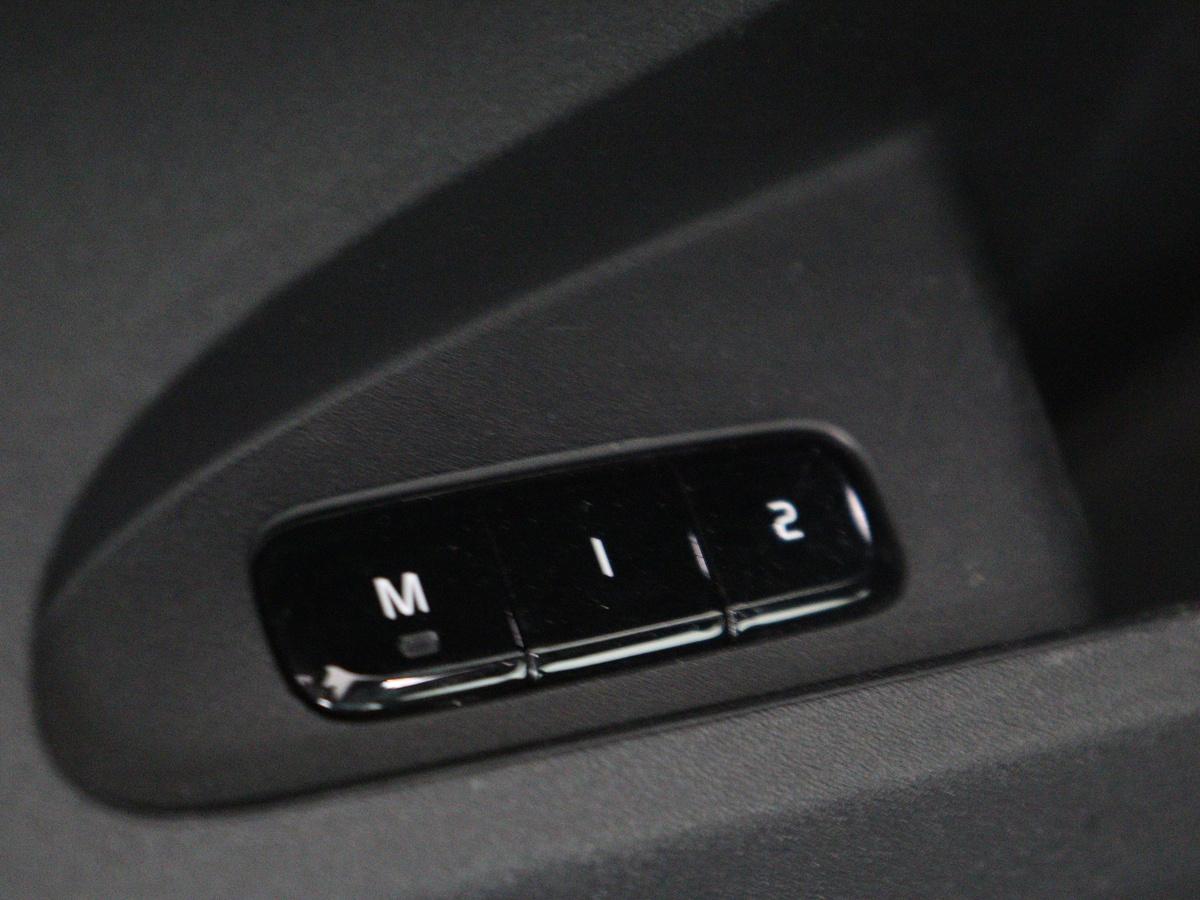 Polestar 2 Polestar 2 Long Range Dual Motor Launch Edition 78kWh | SOH 92,9% | Panoramadak | Memory | Harman/Kardon | Adaptive cruise | Lane assist | Stuur/stoel verwarming | Carplay | 360 camera | Park assist