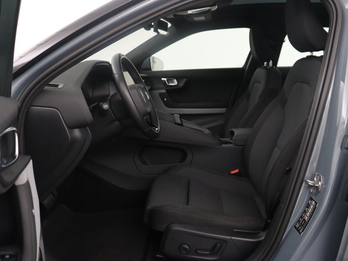 Polestar 2 Polestar 2 Long Range Dual Motor Launch Edition 78kWh | SOH 92,9% | Panoramadak | Memory | Harman/Kardon | Adaptive cruise | Lane assist | Stuur/stoel verwarming | Carplay | 360 camera | Park assist