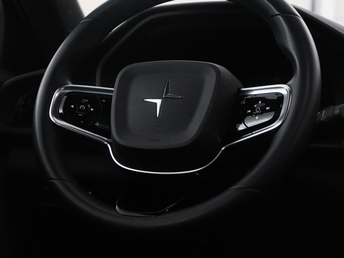 Polestar 2 Polestar 2 Long Range Dual Motor Launch Edition 78kWh | SOH 92,9% | Panoramadak | Memory | Harman/Kardon | Adaptive cruise | Lane assist | Stuur/stoel verwarming | Carplay | 360 camera | Park assist