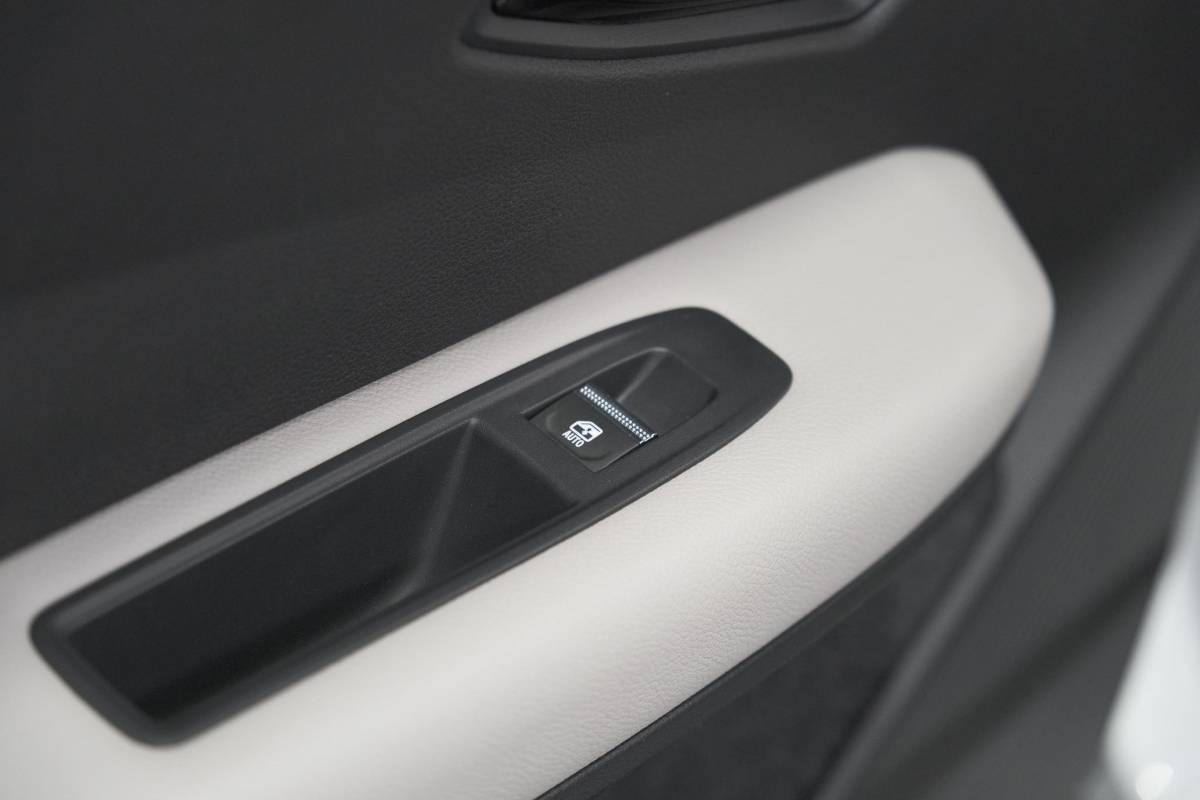 Renault Megane E-Tech Renault Megane E-Tech EV60 Optimum Charge Iconic | 360 Camera | Harman Kardon | Stoelmassage | Dodehoekdetectie | SOH 93,1%