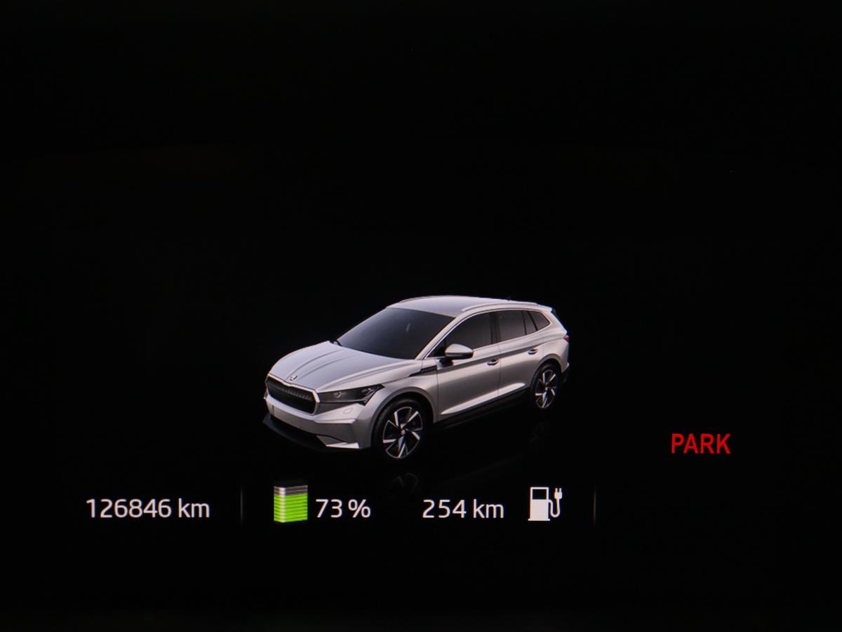 Škoda Enyaq iV Skoda Enyaq iV 60 | SOH 93,0% | Half leder | Cruise control |  Carplay | Climate control | Lane assist | Park assist | Trekhaak | Sfeerverlichting | Navigatie | Bluetooth