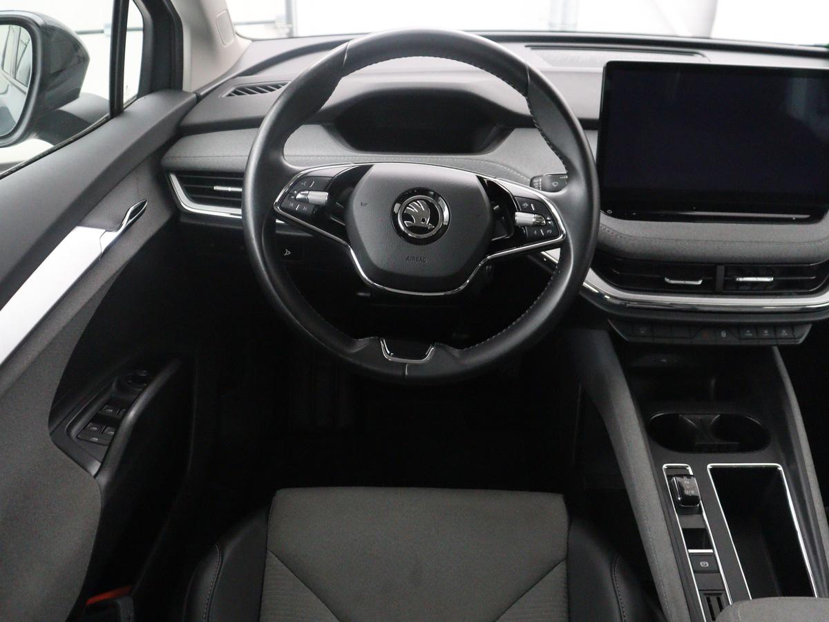 Škoda Enyaq iV Skoda Enyaq iV 60 | SOH 93,0% | Half leder | Cruise control |  Carplay | Climate control | Lane assist | Park assist | Trekhaak | Sfeerverlichting | Navigatie | Bluetooth