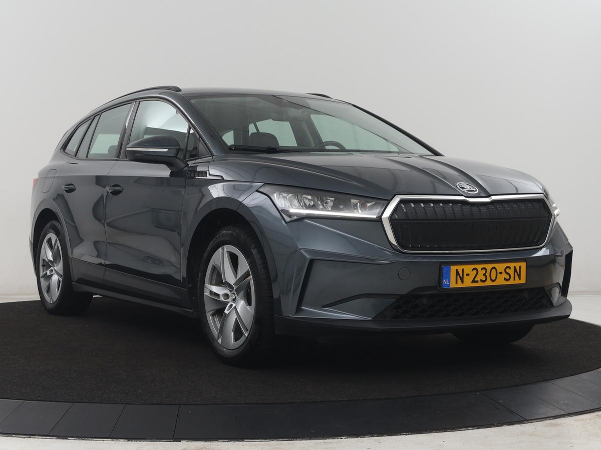 Škoda Enyaq iV Skoda Enyaq iV 60 | SOH 93,0% | Half leder | Cruise control |  Carplay | Climate control | Lane assist | Park assist | Trekhaak | Sfeerverlichting | Navigatie | Bluetooth