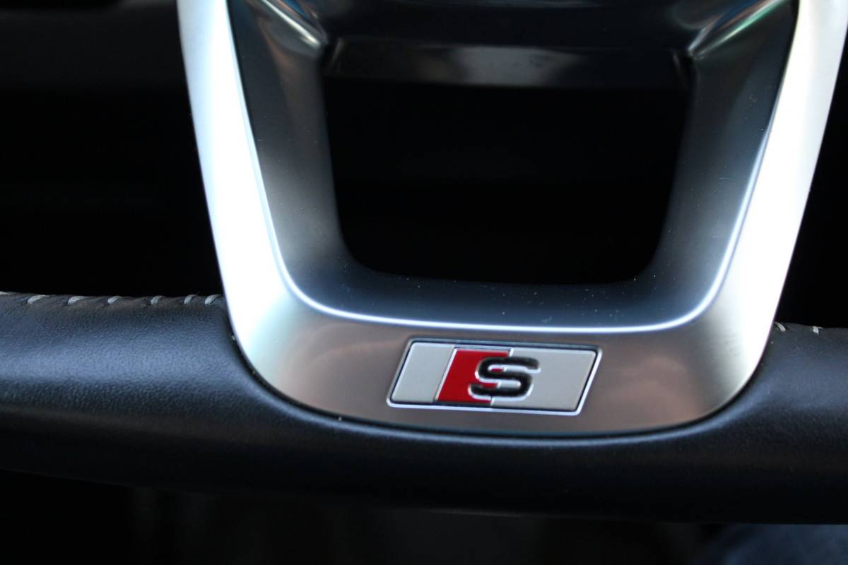 Audi Q3 Audi Q3 Sportback 35 TFSI S EDITION | S LINE | B&O | CAMERA | LED-MATRIX | VIRTUAL | STANDKACHEL | TREKHAAK | 20” | 1E EIG!