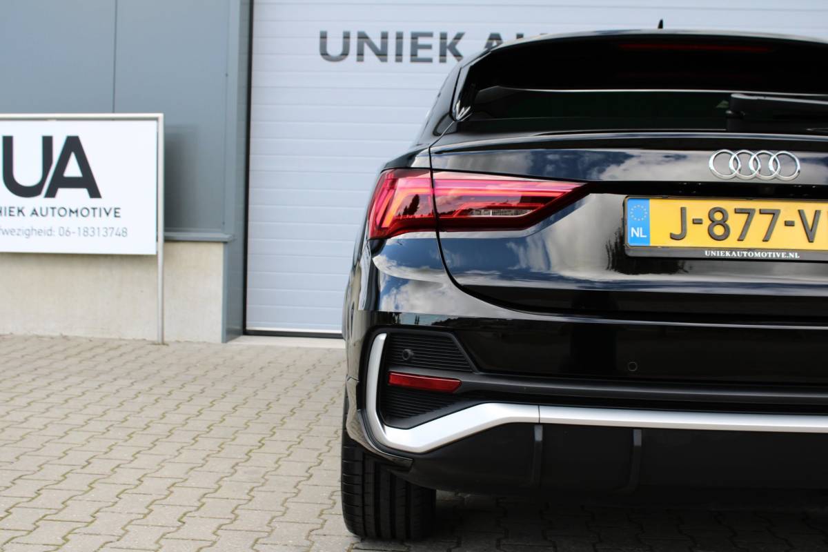 Audi Q3 Audi Q3 Sportback 35 TFSI S EDITION | S LINE | B&O | CAMERA | LED-MATRIX | VIRTUAL | STANDKACHEL | TREKHAAK | 20” | 1E EIG!