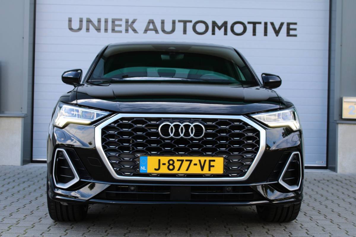 Audi Q3 Audi Q3 Sportback 35 TFSI S EDITION | S LINE | B&O | CAMERA | LED-MATRIX | VIRTUAL | STANDKACHEL | TREKHAAK | 20” | 1E EIG!