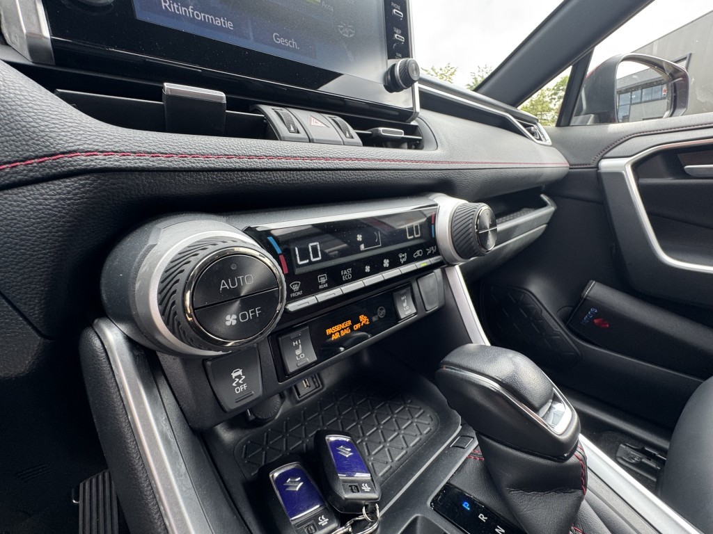 Suzuki Across Suzuki Across 2.5 Plug-in Hybrid Style