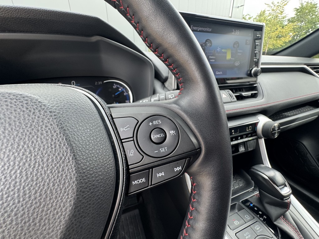 Suzuki Across Suzuki Across 2.5 Plug-in Hybrid Style