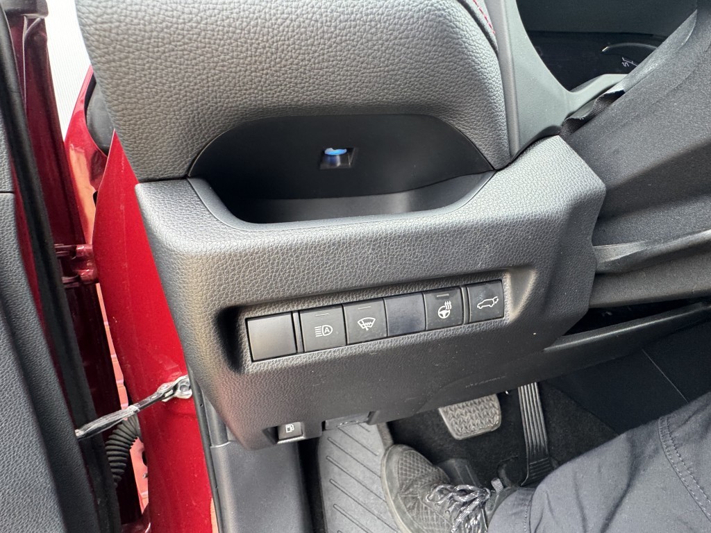 Suzuki Across Suzuki Across 2.5 Plug-in Hybrid Style