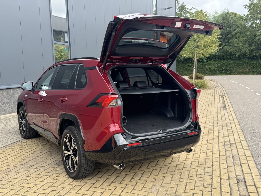 Suzuki Across Suzuki Across 2.5 Plug-in Hybrid Style