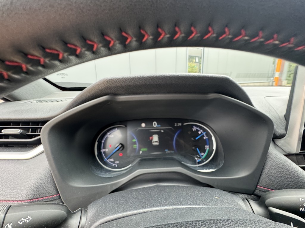 Suzuki Across Suzuki Across 2.5 Plug-in Hybrid Style