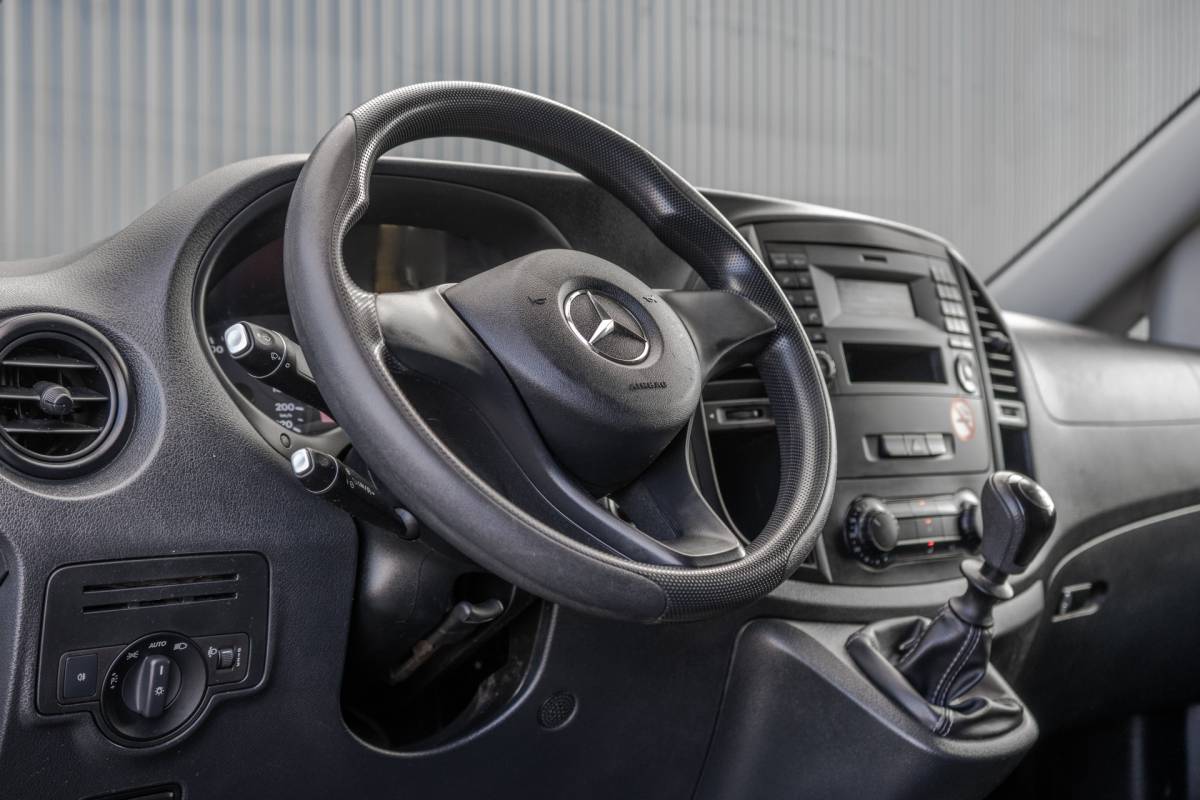 Mercedes-Benz Vito Mercedes-Benz Vito 111 CDI L2H1 | Euro 6 | Airco | Cruise | DC | 6-Persoons
