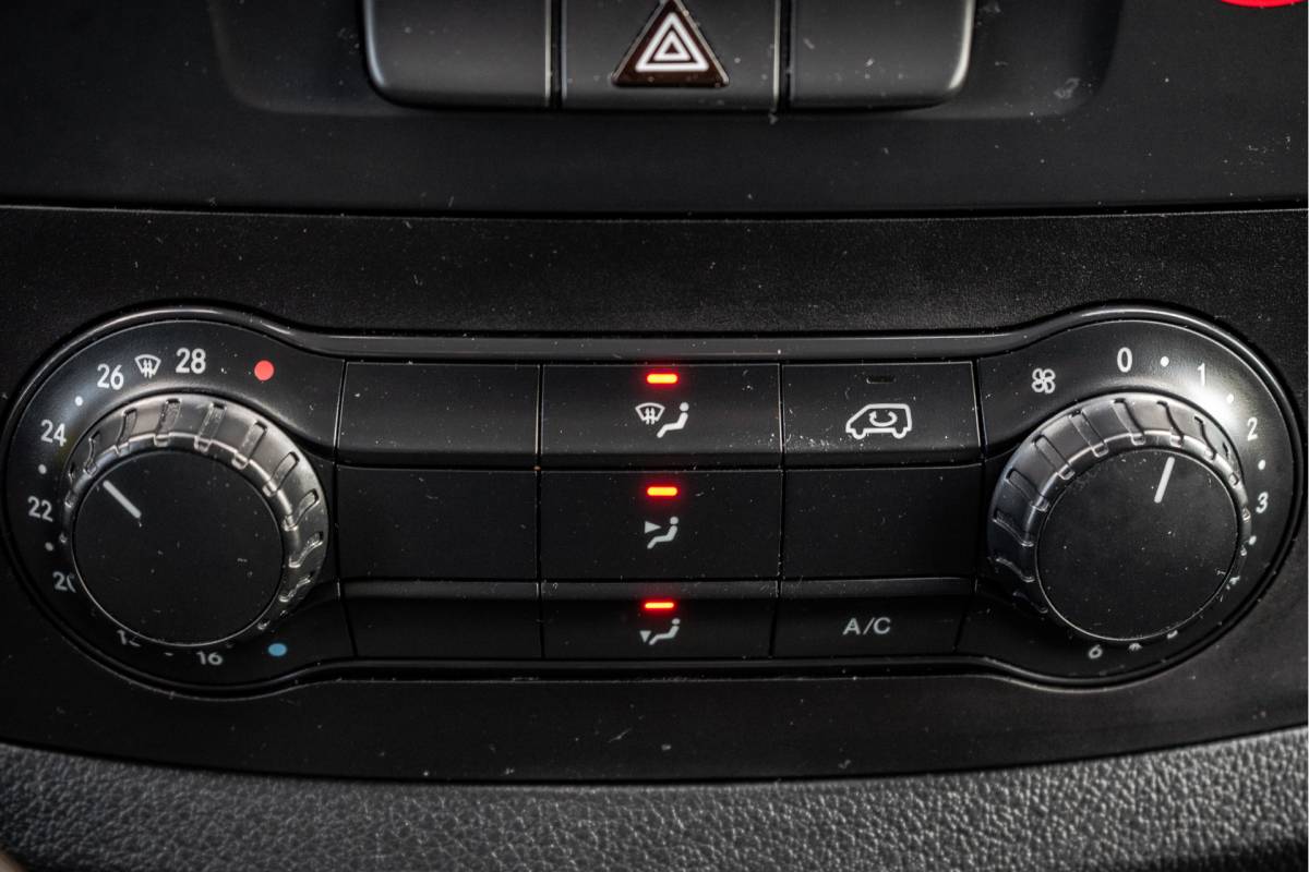 Mercedes-Benz Vito Mercedes-Benz Vito 111 CDI L2H1 | Euro 6 | Airco | Cruise | DC | 6-Persoons