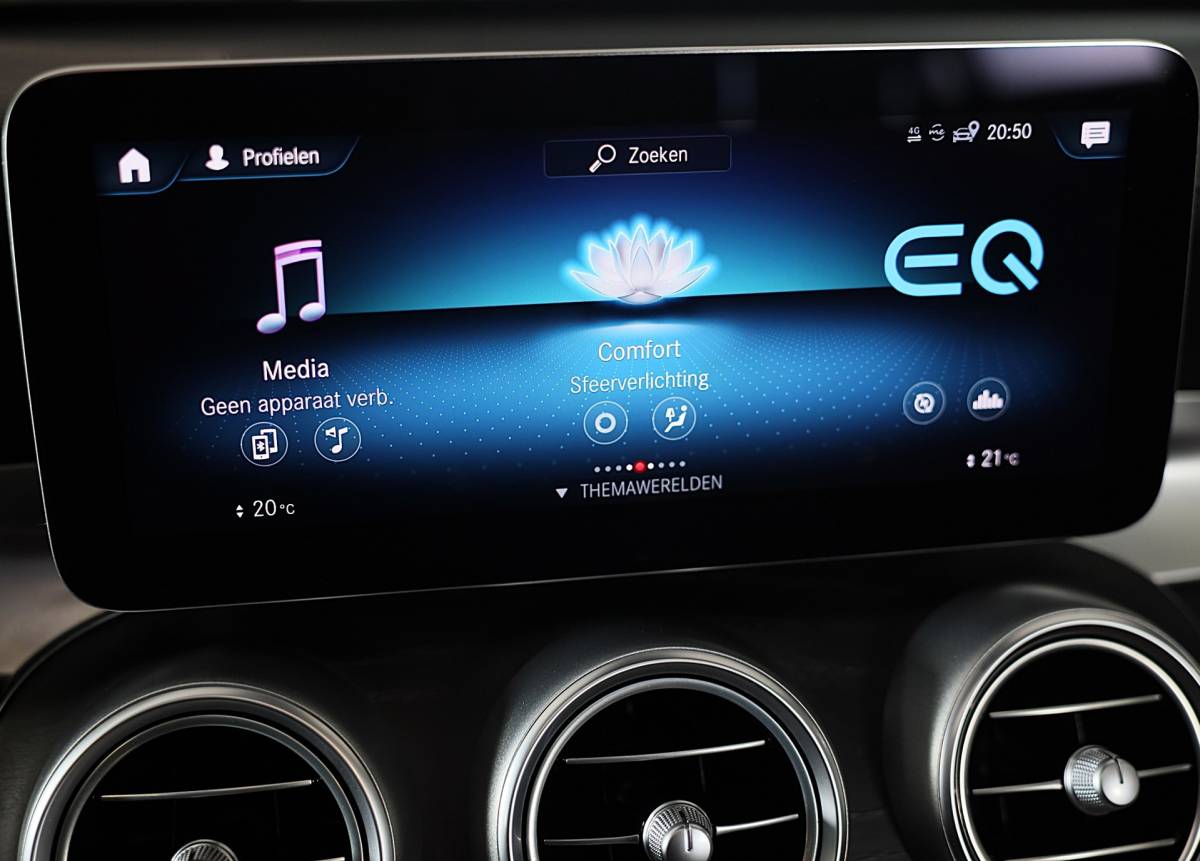 Mercedes-Benz GLC Mercedes-Benz GLC-klasse 300e 4MATIC AMG 63 Look / Head Up / Memory / Open Pano / 360 Camera / Cc / Lane Assist / Led / 20 Inch