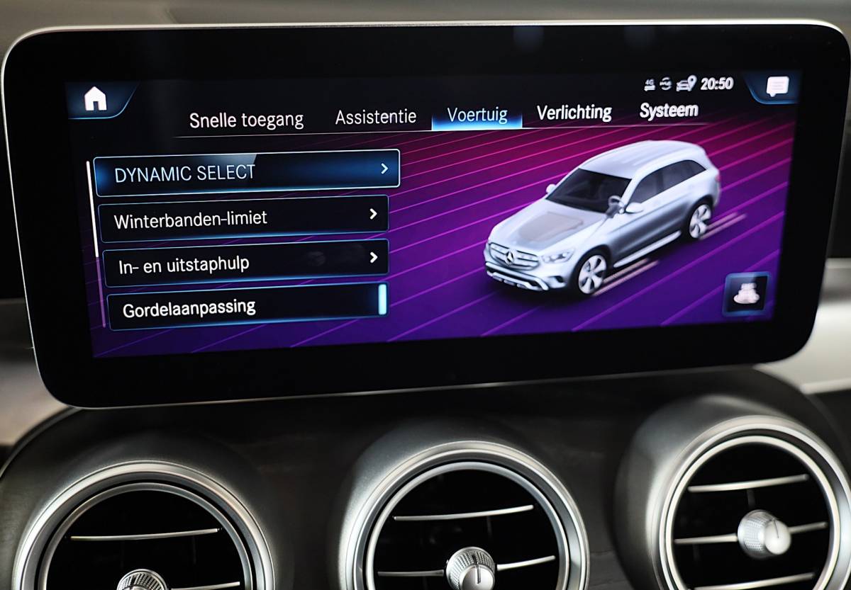 Mercedes-Benz GLC Mercedes-Benz GLC-klasse 300e 4MATIC AMG 63 Look / Head Up / Memory / Open Pano / 360 Camera / Cc / Lane Assist / Led / 20 Inch