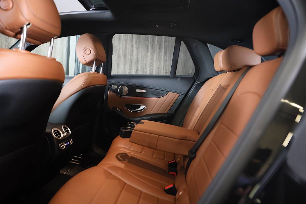 Mercedes-Benz GLC Mercedes-Benz GLC-klasse 300e 4MATIC AMG 63 Look / Head Up / Memory / Open Pano / 360 Camera / Cc / Lane Assist / Led / 20 Inch