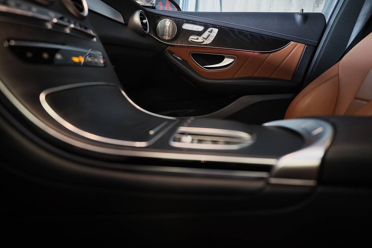 Mercedes-Benz GLC Mercedes-Benz GLC-klasse 300e 4MATIC AMG 63 Look / Head Up / Memory / Open Pano / 360 Camera / Cc / Lane Assist / Led / 20 Inch