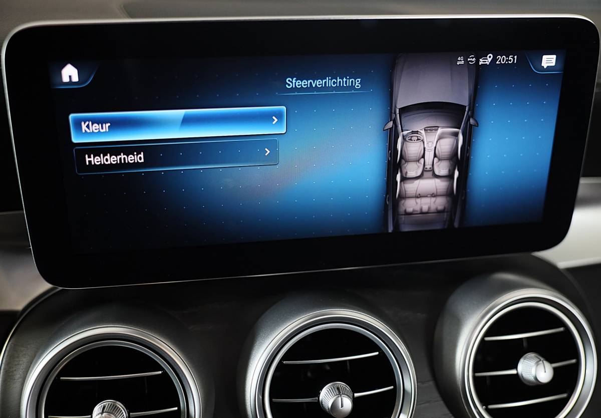 Mercedes-Benz GLC Mercedes-Benz GLC-klasse 300e 4MATIC AMG 63 Look / Head Up / Memory / Open Pano / 360 Camera / Cc / Lane Assist / Led / 20 Inch