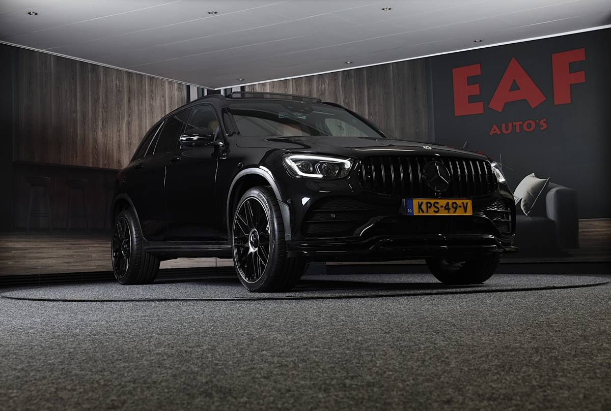 Mercedes-Benz GLC Mercedes-Benz GLC-klasse 300e 4MATIC AMG 63 Look / Head Up / Memory / Open Pano / 360 Camera / Cc / Lane Assist / Led / 20 Inch